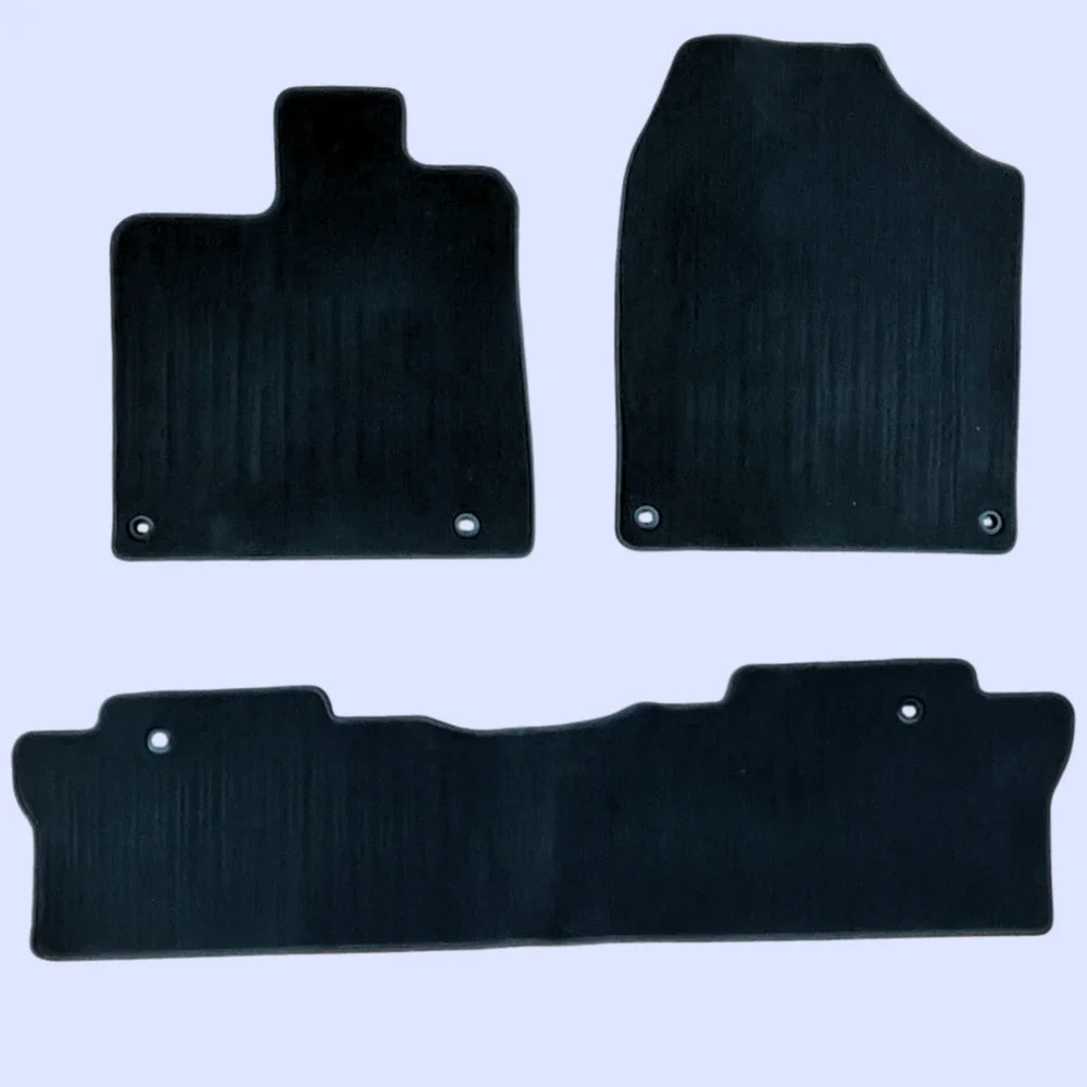 Honda Ridgeline 2017-2026 OEM Carpet Floor Mats 3 Piece Set Used Good! - Picture 1 of 5